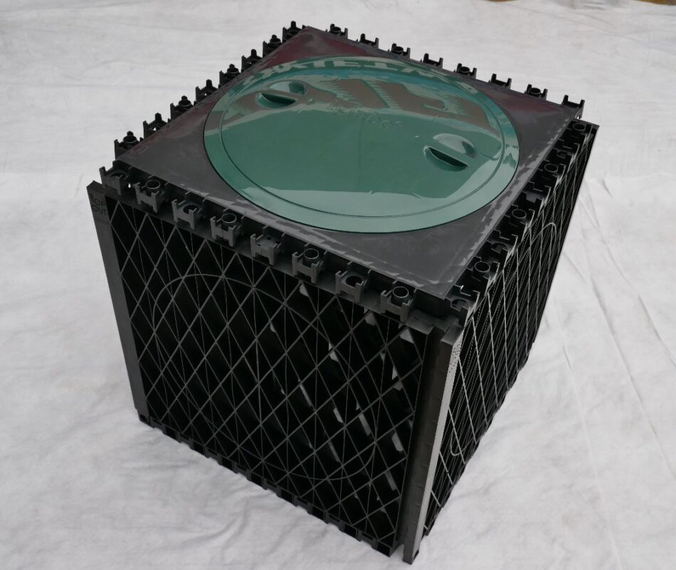 Mini - Single - With Lid On